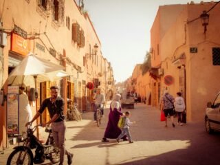 Roteiros no Oriente Médio: Guia Completo para Viajar com Segurança, Planejamento e Experiências Únicas